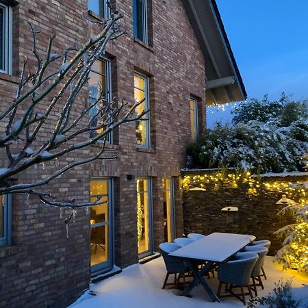 Attraktive Wohnung-Elztalidyll-Zwischen Mosel,Nuerburgring Und Burg Eltz Kollig エクステリア 写真
