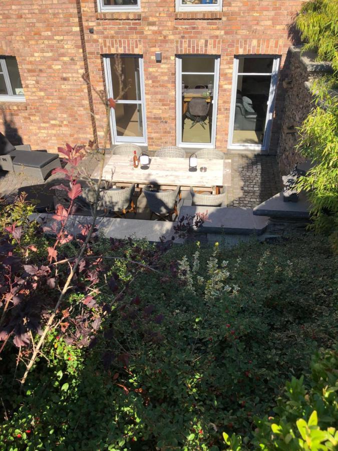 Attraktive Wohnung-Elztalidyll-Zwischen Mosel,Nuerburgring Und Burg Eltz Kollig エクステリア 写真