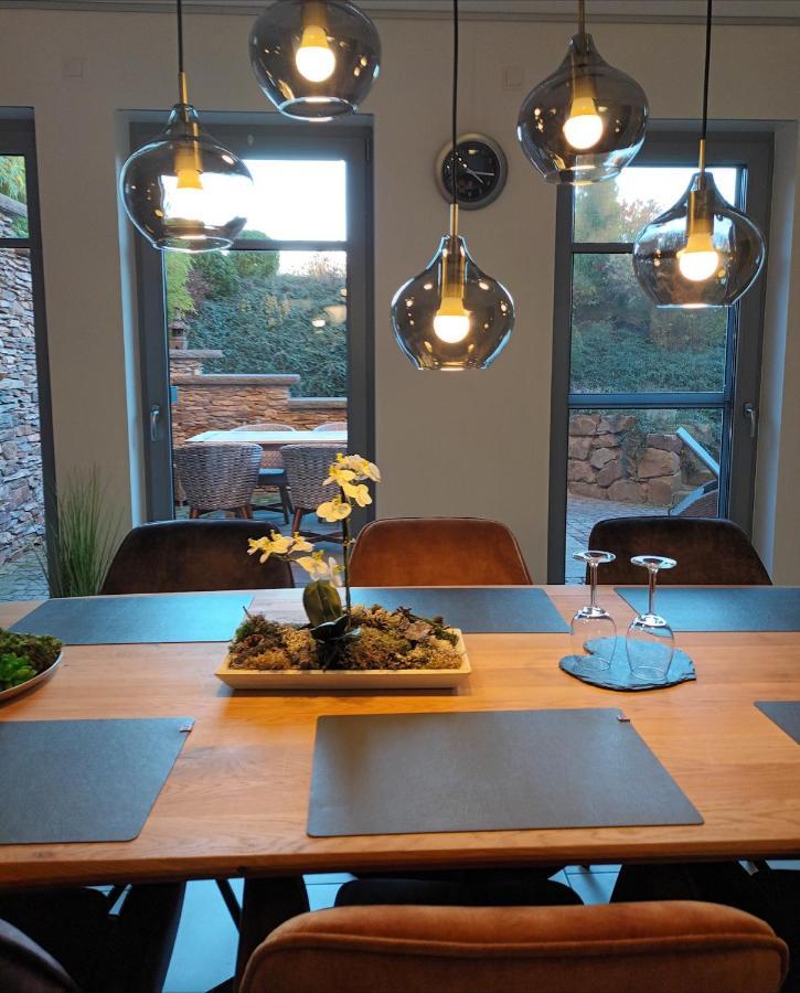 Attraktive Wohnung-Elztalidyll-Zwischen Mosel,Nuerburgring Und Burg Eltz Kollig エクステリア 写真